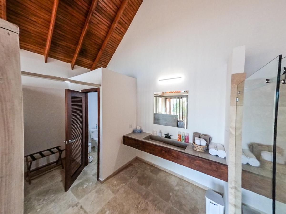 The Resort At Marble Hill Punta Blanca Exterior photo
